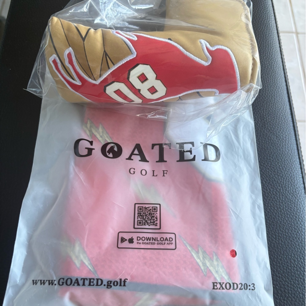 Goated Golf THE FLASH GOLF TOWEL/Blade Headcover (#80 Jerry Rice) - Picture 7 of 12